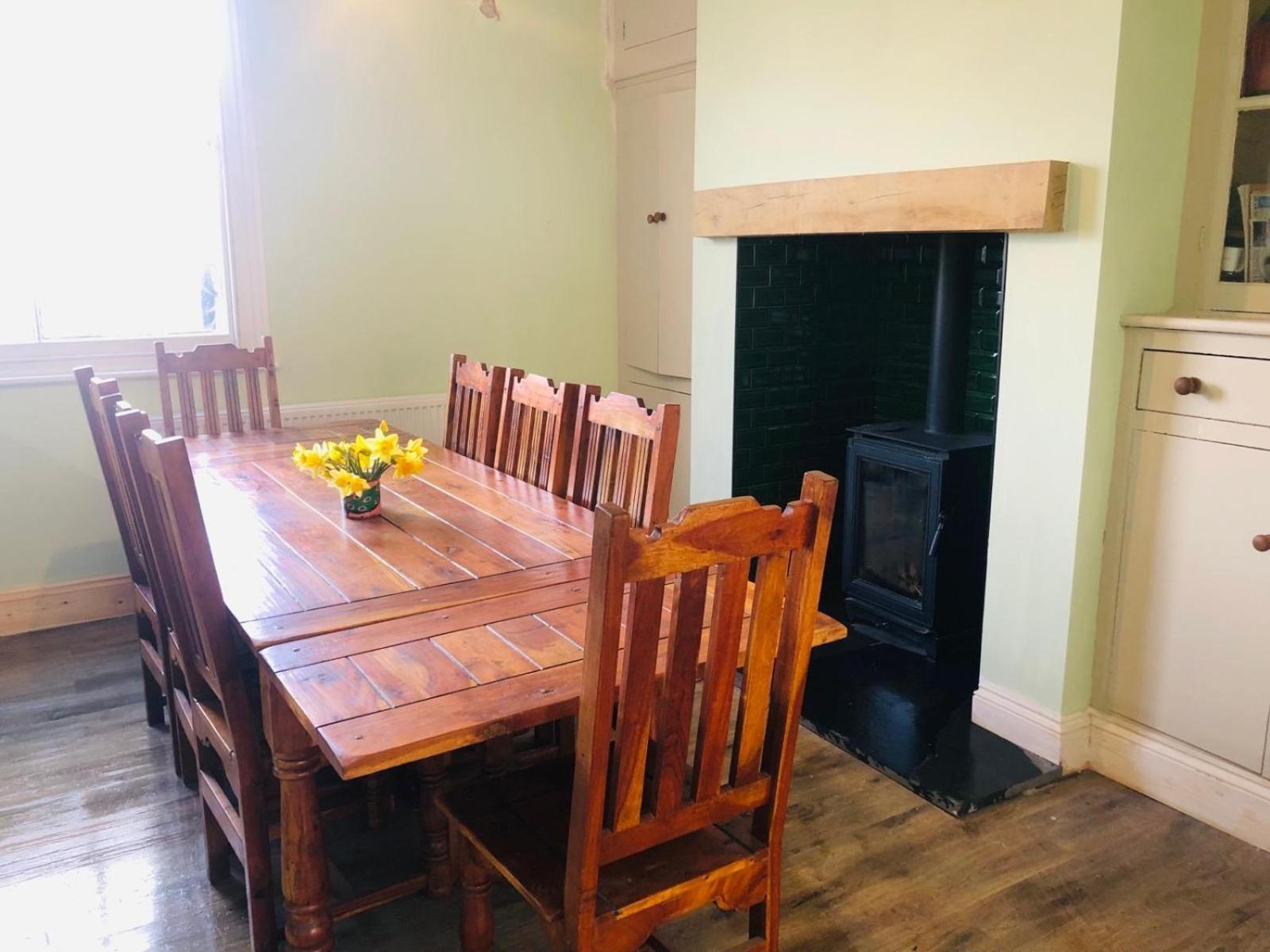 Llangollen Townhouse 4 Bedroom Exterior photo