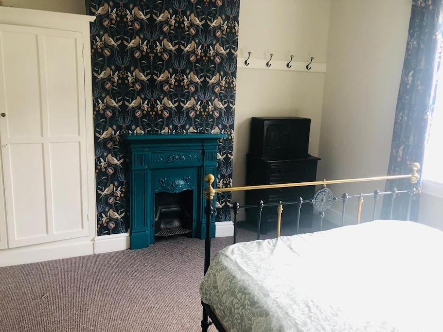 Llangollen Townhouse 4 Bedroom Exterior photo